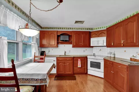 4 Heather Ln, Reading, PA 19601 photo 8