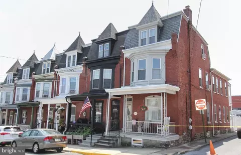 14 E 4th St, Boyertown, PA 19512