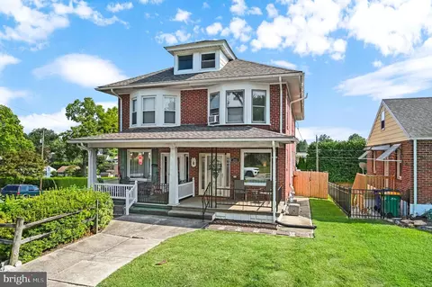 2002 Cleveland Ave, West Lawn, PA 19609
