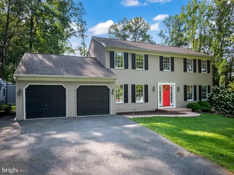 5 Weaver Rd, Reading, PA 19608