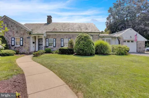 504 Elizabeth Ave, Laureldale, PA 19605