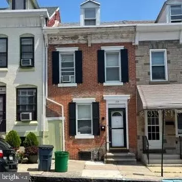 123 S 11th St, Reading, PA 19602