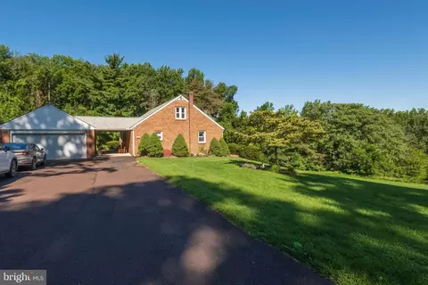168 Houck Rd, Fleetwood, PA 19522