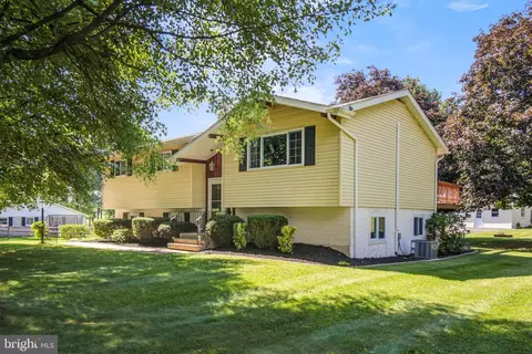 313 Faust Rd, Reading, PA 19608 photo 3