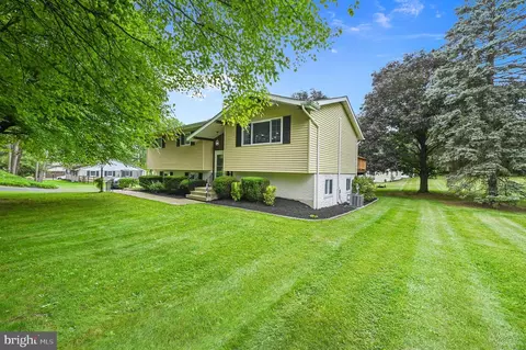 313 Faust Rd, Reading, PA 19608