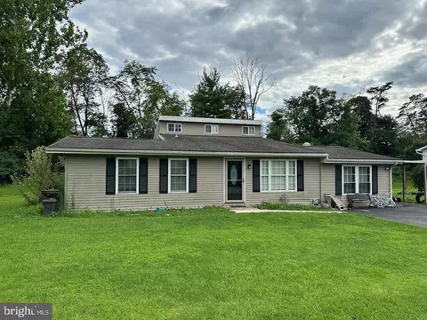 30 Laurel Ave, Birdsboro, PA 19508