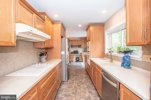 38 Par Dr, Reading, PA 19607 photo 9