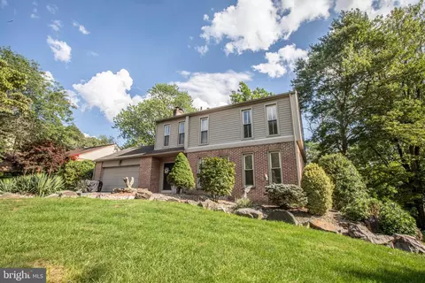 38 Par Dr, Reading, PA 19607 photo 2