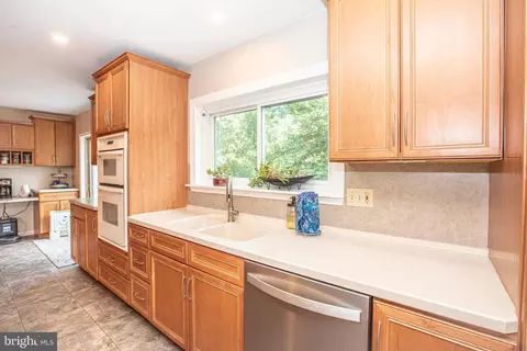 38 Par Dr, Reading, PA 19607 photo 8