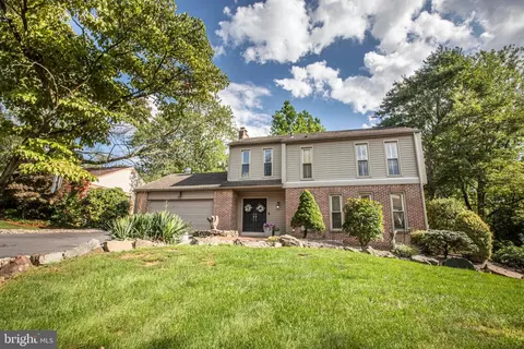 38 Par Dr, Reading, PA 19607