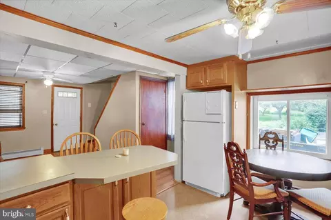 447 Parkview Rd, Reading, PA 19606 photo 8