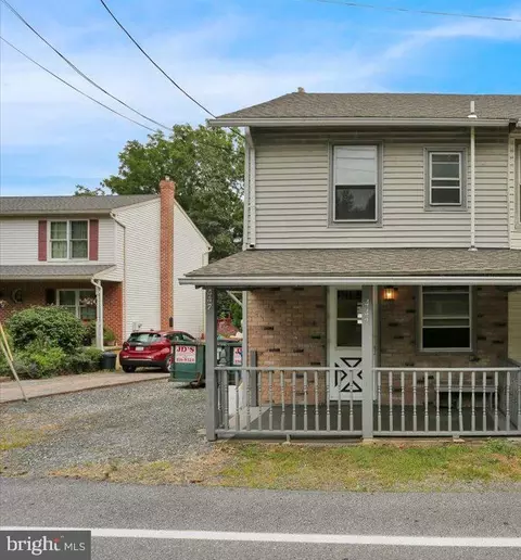 447 Parkview Rd, Reading, PA 19606