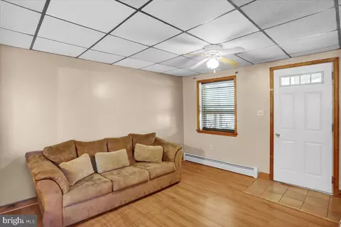 447 Parkview Rd, Reading, PA 19606 photo 5