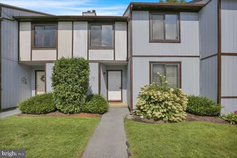 72 3 Azalea Way, Reading, PA 19606