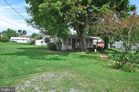 445 W Fairview St, Wernersville, PA 19565