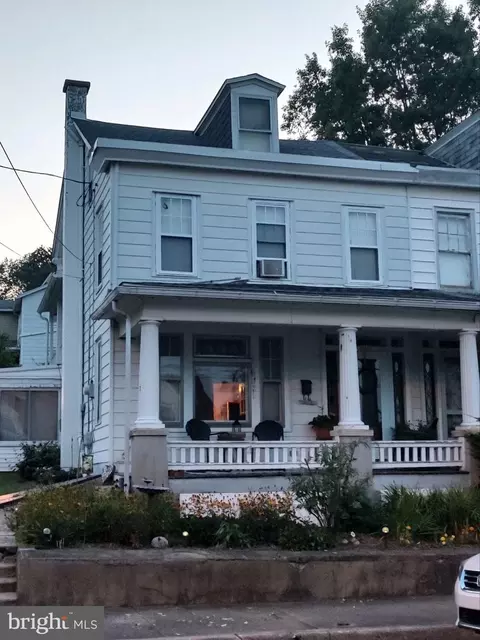 224 N Church St, Mohnton, PA 19540