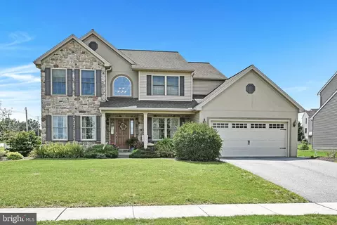 3 Meadowlark Ln, Myerstown, PA 17067