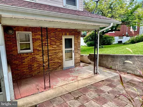 990 Upland Ave, Reading, PA 19607 photo 19