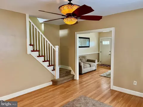 990 Upland Ave, Reading, PA 19607 photo 7