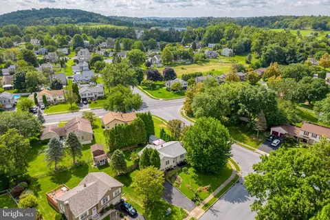 4837 Partridge Dr, Reading, PA 19606