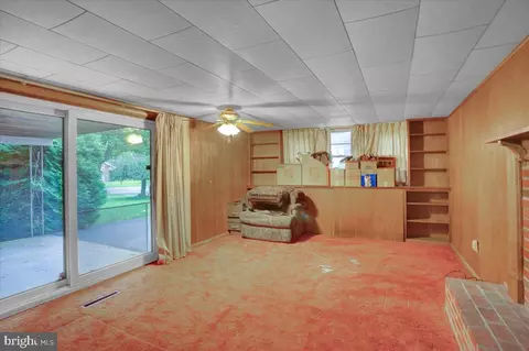 2307 Gring Dr, Reading, PA 19609 photo 4