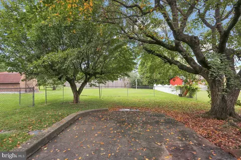 2307 Gring Dr, Reading, PA 19609 photo 21