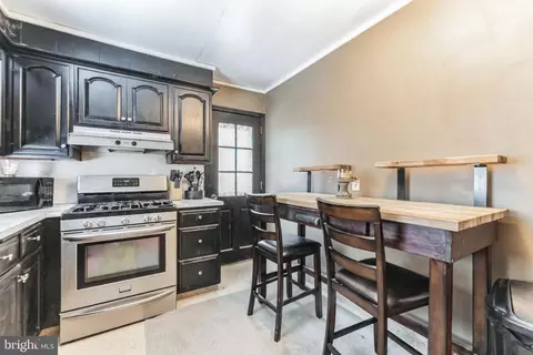 532 Meade Tc, Reading, PA 19607 photo 12