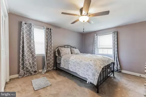 532 Meade Tc, Reading, PA 19607 photo 13