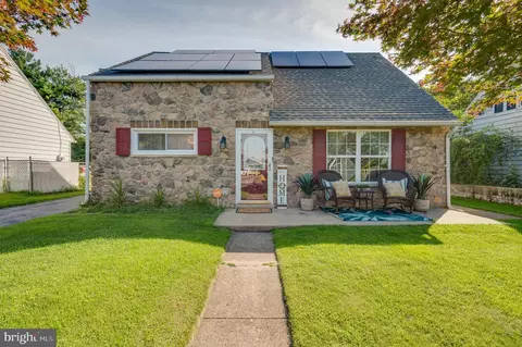 703 Las Vegas Dr, Temple, PA 19560