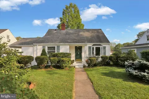 609 Byram St, Reading, PA 19606