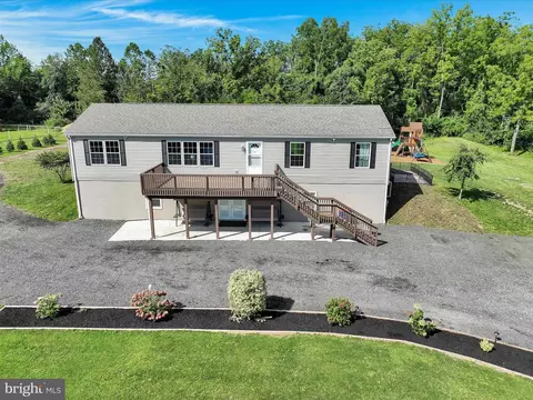 1279 Washington Rd, Leesport, PA 19533