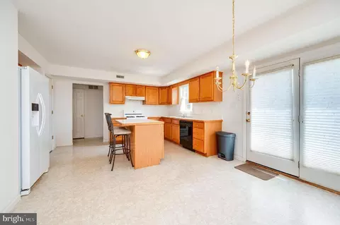 4560 Hillside Rd, Reading, PA 19606 photo 11