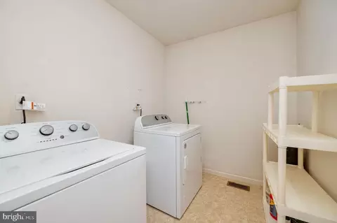 4560 Hillside Rd, Reading, PA 19606 photo 16