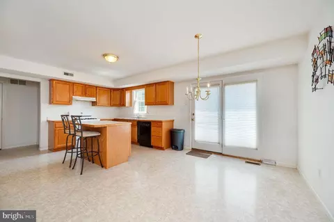4560 Hillside Rd, Reading, PA 19606 photo 10