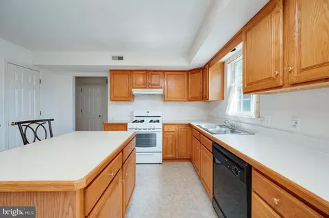 4560 Hillside Rd, Reading, PA 19606 photo 13