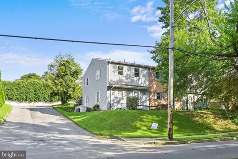 433 S Wyomissing, Shillington, PA 19607