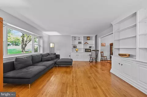 19 Jeffrey Rd, Reading, PA 19601 photo 4