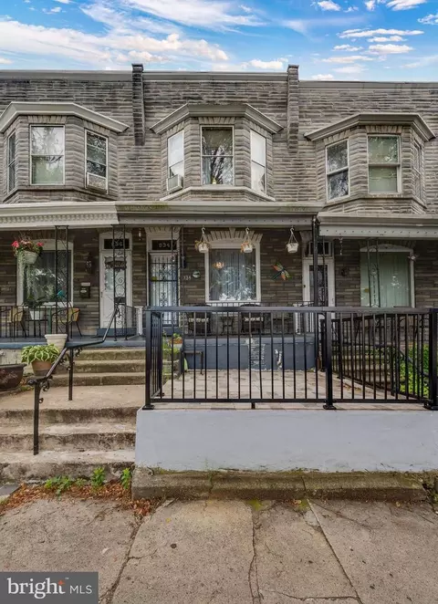 934 Spring St, Reading, PA 19604 photo 2