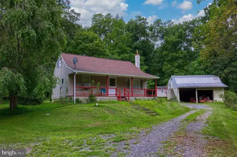 32 Pinacle Dr, Mohnton, PA 19540