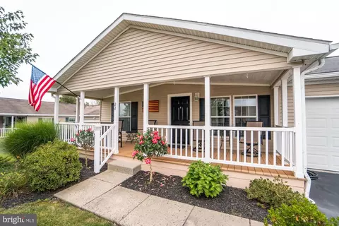 22 Middlemarch Rd, Douglassville, PA 19518