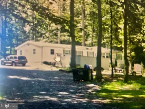3862 Harmonyville Rd, Elverson, PA 19520