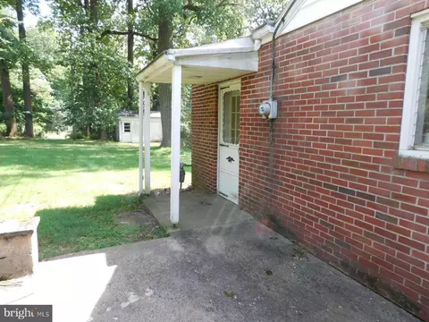 3 Eagle Ln, Reading, PA 19606 photo 4