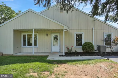 216 Halsey Ave, West Lawn, PA 19609
