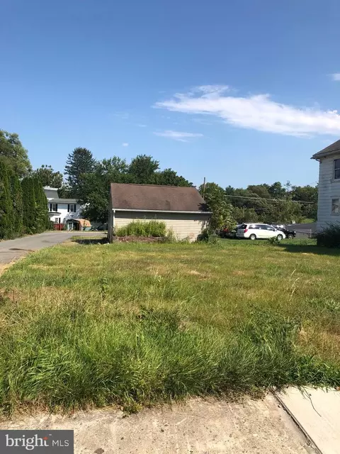 129 N Walnut St, Birdsboro, PA 19508