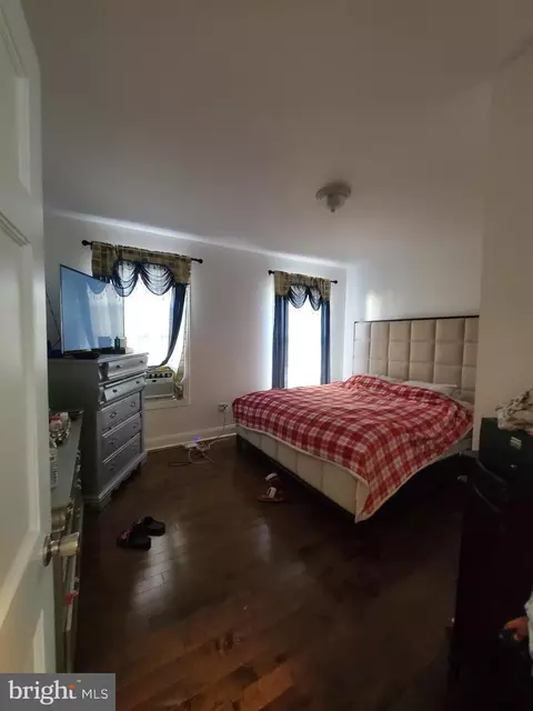 818 Thorn St, Reading, PA 19601 photo 9