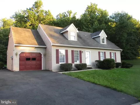 949 Berks St, Birdsboro, PA 19508