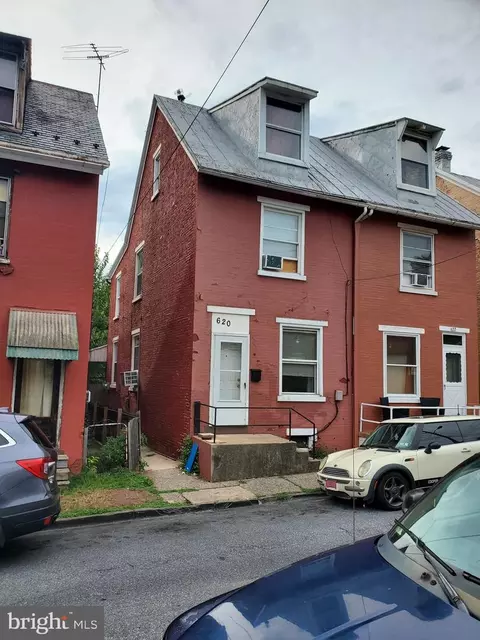 620 Thorn St, Reading, PA 19601