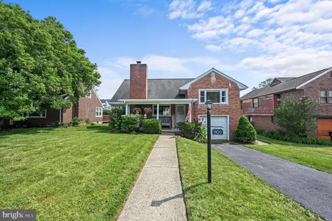 909 N 25th St, Reading, PA 19606