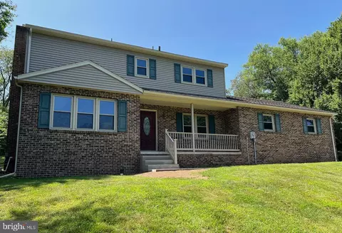 276 Hampshire Rd, Reading, PA 19608