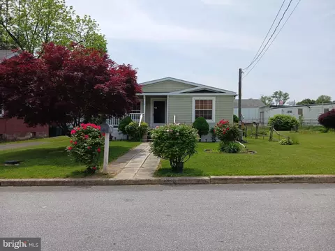 128 Oak Ln, Reading, PA 19606